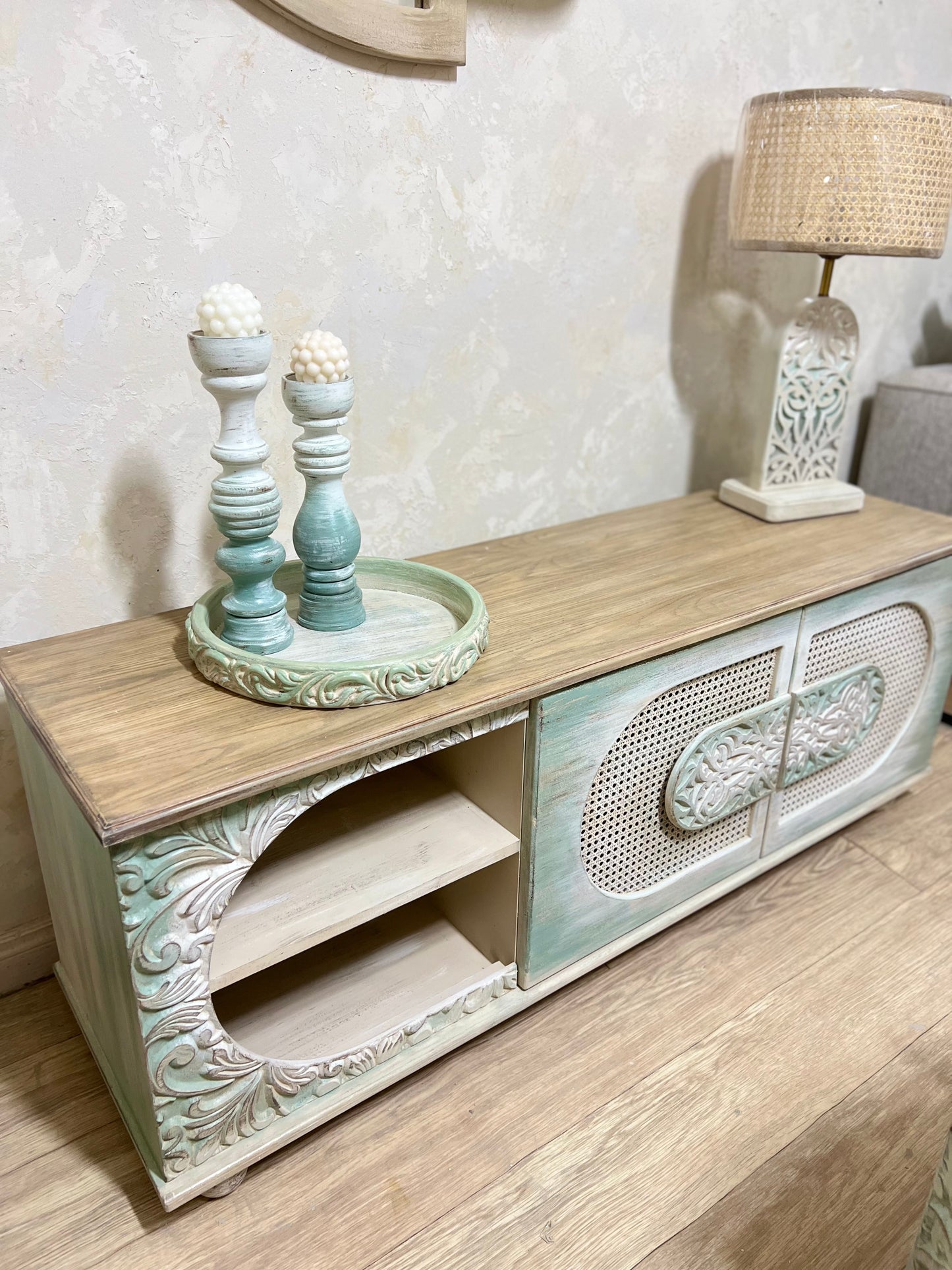 TV Unit