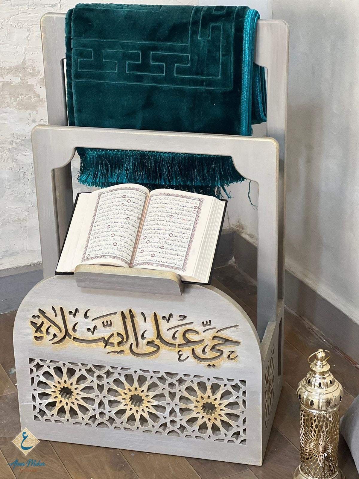 Prayer stand