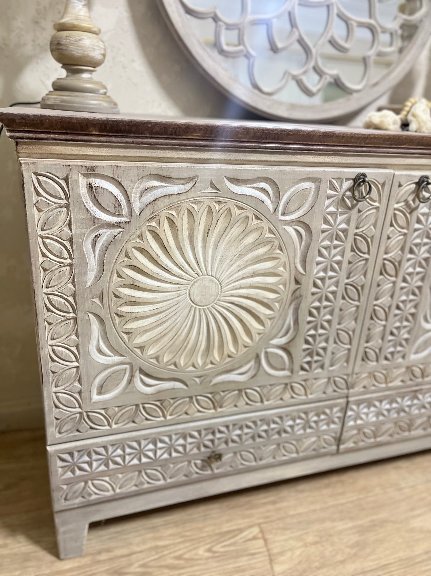 Elegant Storage Cabinet with Ornamental Details &amp; Spacious Interior