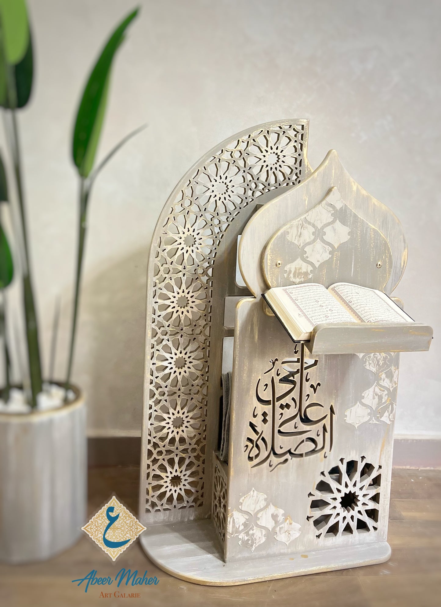 Prayer stand