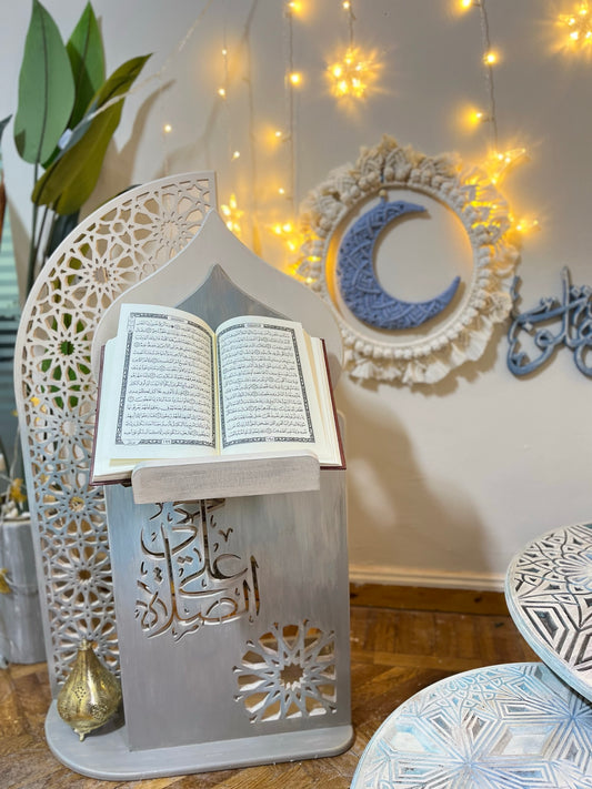 Prayer stand