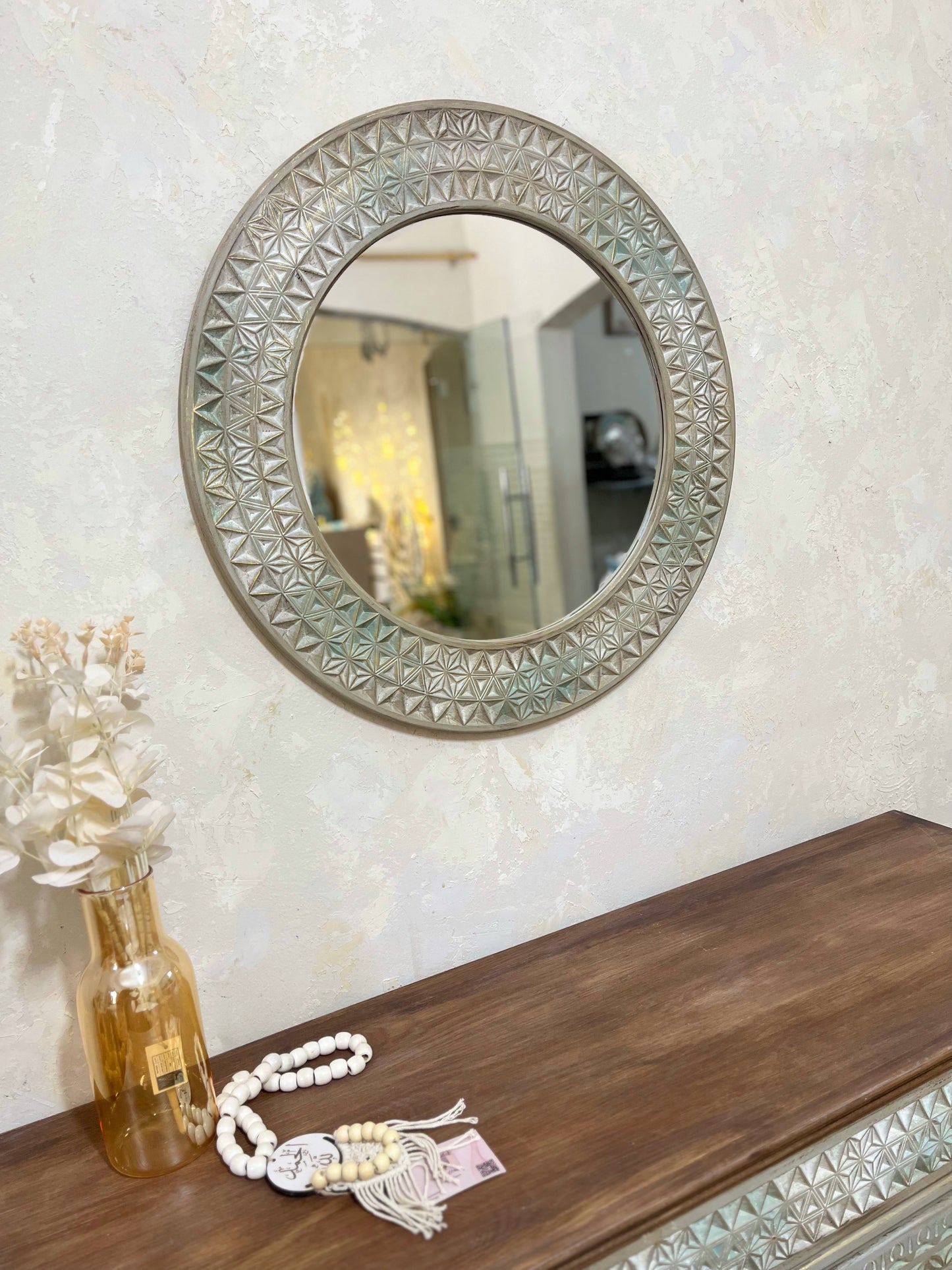 Elegant Console with mirror