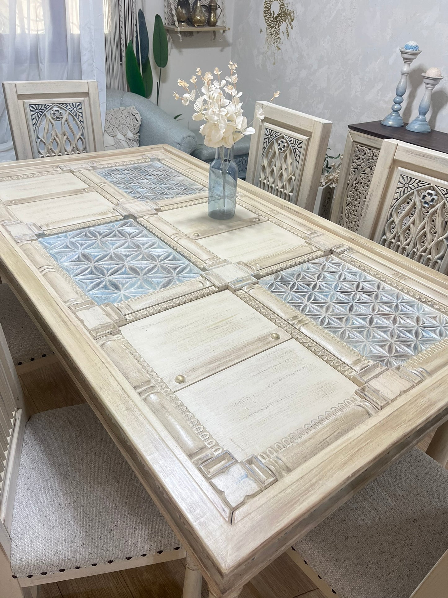 Elegant Dining Table Set with 6 Chairs and Decorative Details